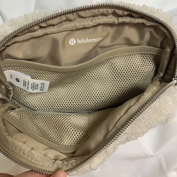 Everywhere belt bag fleece - Picture 4 of 4